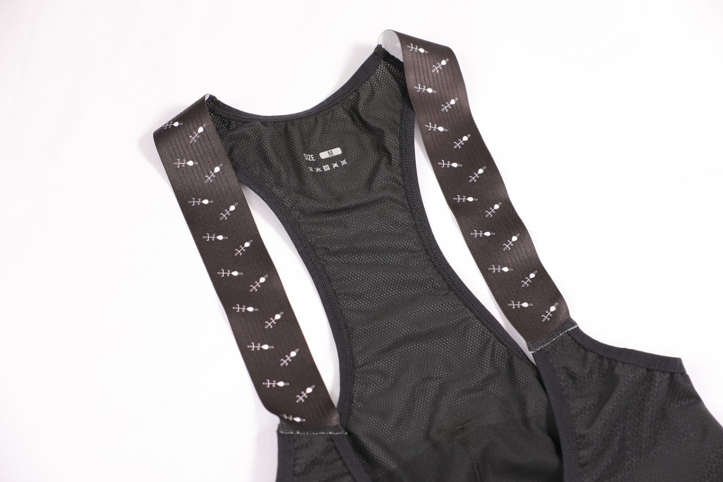 Close up of bib strap design - Lyvo Cycling