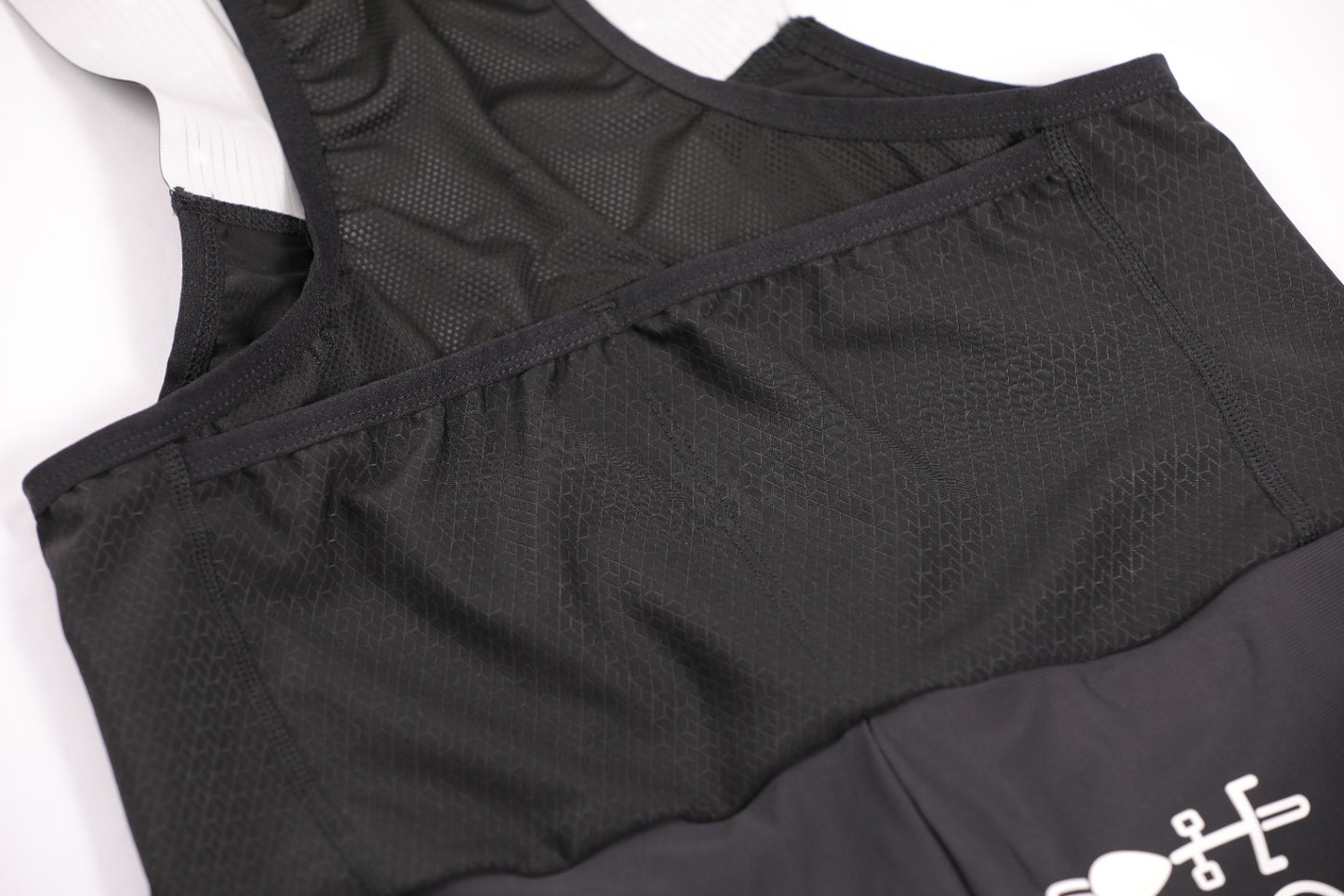 Youth Casual Look Padded Cargo Bib Shorts rear pockets - Lyvo Cycling